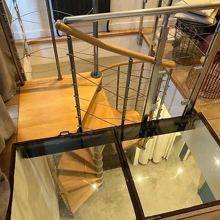 Lägenhet Canal Saint Martin Paris