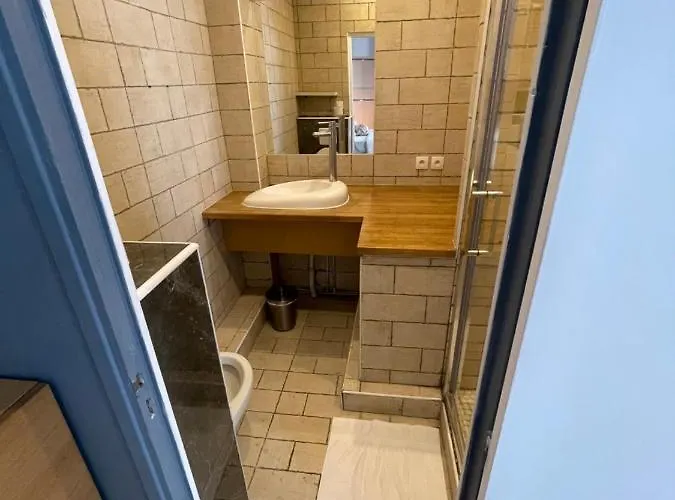 Canal Saint Martin パリ