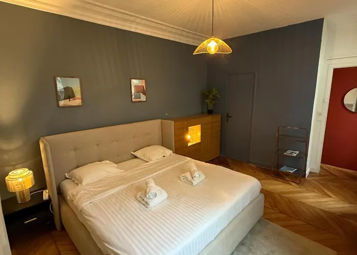 Canal Saint Martin アパート パリ