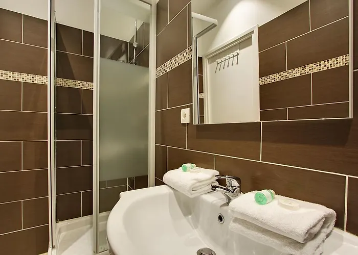 Canal Saint Martin アパート