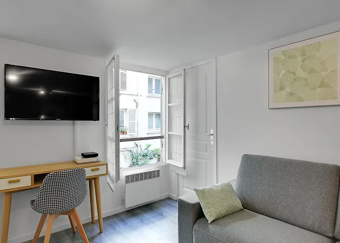 Canal Saint Martin アパート パリ