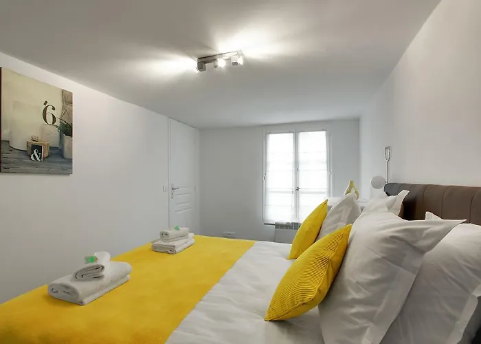 Canal Saint Martin パリ