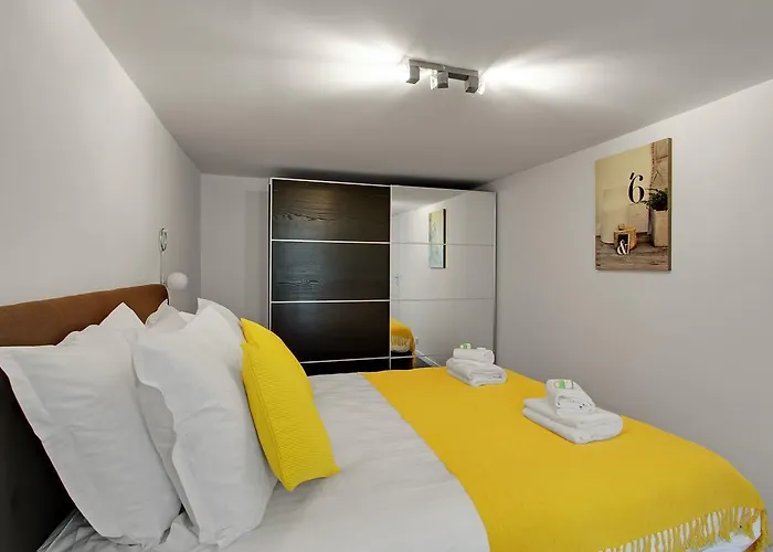 Canal Saint Martin パリ