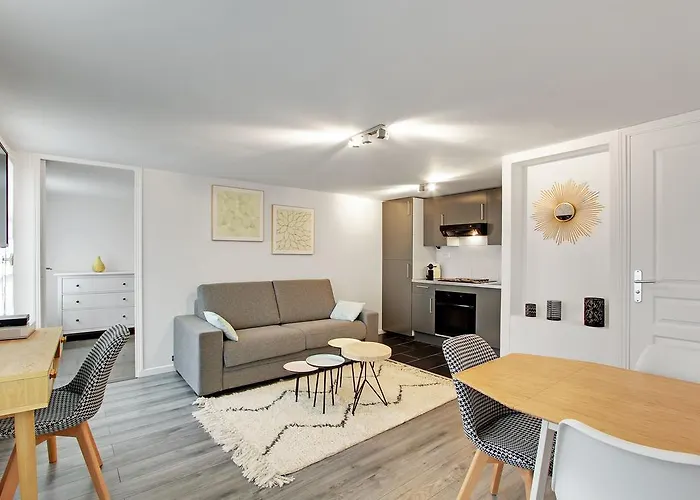 Canal Saint Martin アパート *